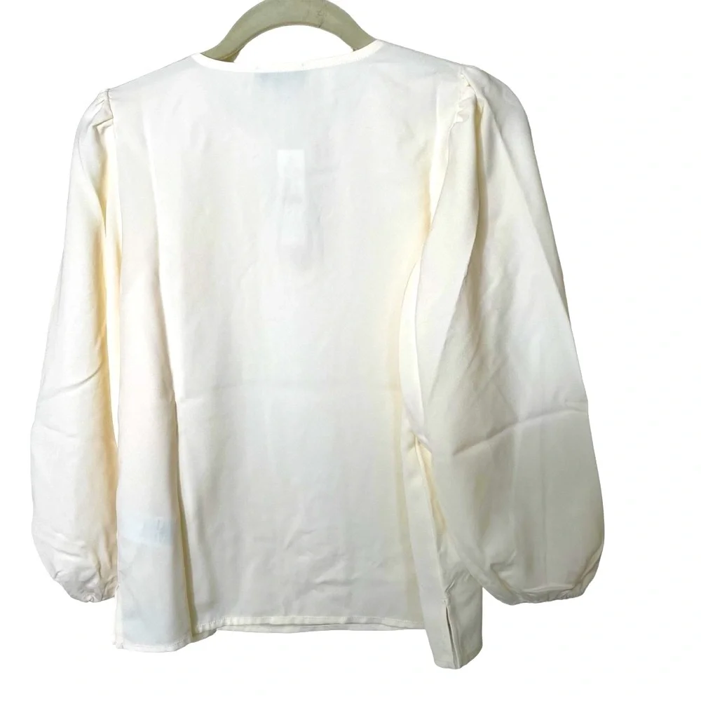 NEW WITH TAGS J. Crew‎ Ivory Cream Crepey Long Sleeve Career Blouse XS Petite